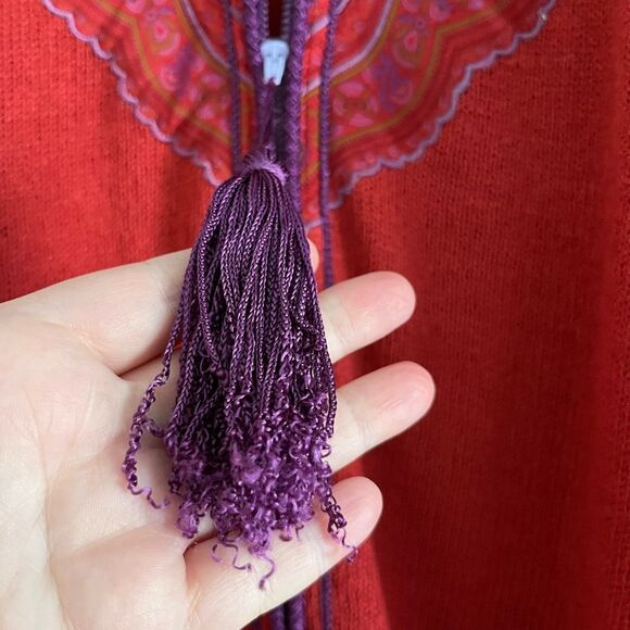 Vintage UMI Collections Anne Crimmins Embroidered Red Zip Cardigan M Boho Artsy - Picture 5 of 7